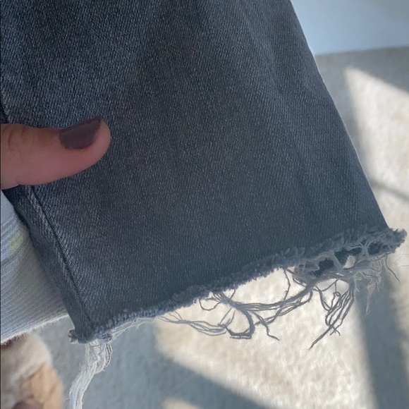 Zara Gray Skinny Jeans with Frayed Bottoms - Picture 5 of 8